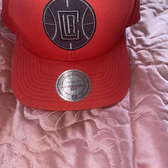 Los Angeles Clippers NBA Mitchell & Ness Red Snapback Hat Logo - Picture 2 of 8